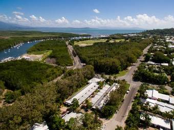 Coral Beach Lodge