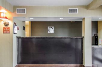 Hotel Sleep Inn & Suites