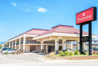 Hotel Ramada By Wyndham Pueblo