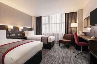 Hotel Ramada By Wyndham Leeds East