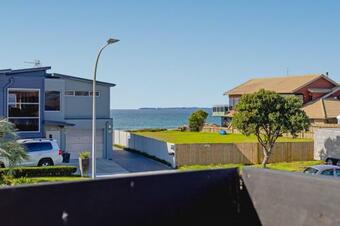 Sol En Casa - Mount Maunganui Holiday Home