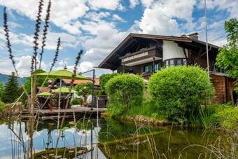 Hotel Das Maximilian By Stayfritz - Romantik Dz Am See Mit Frühstück & Schwimmteich