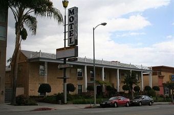 Coral Sands Motel