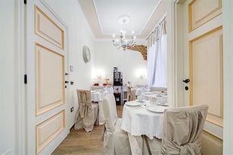 Sweetly Home Roma Luxury B&B